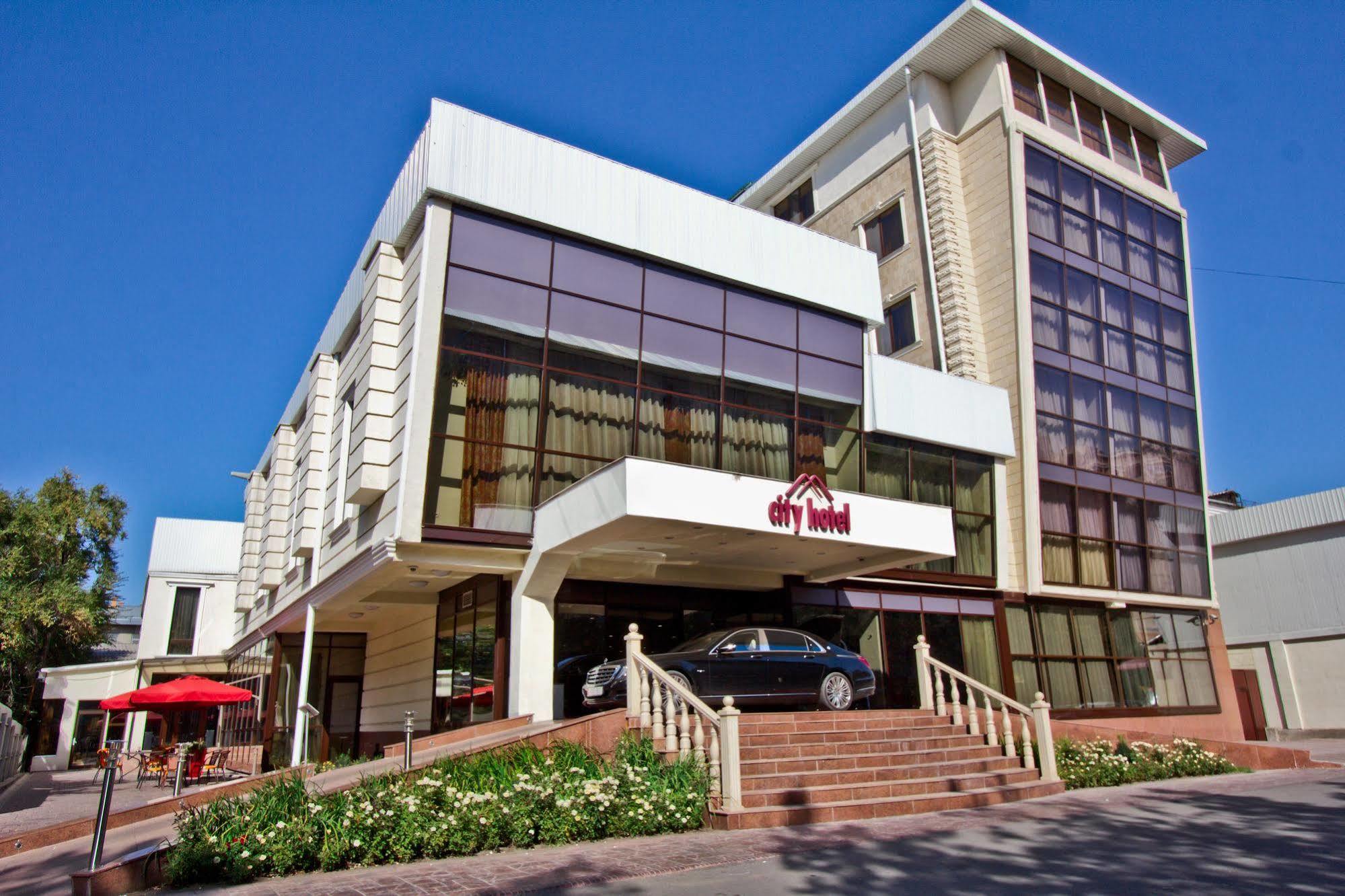 City Hotel Biškek Exteriér fotografie