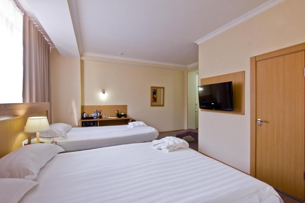 City Hotel Biškek Exteriér fotografie